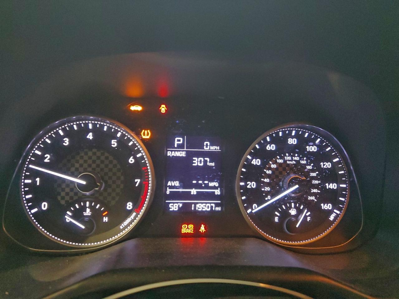 2019 HYUNDAI ELANTRA SE photo 9