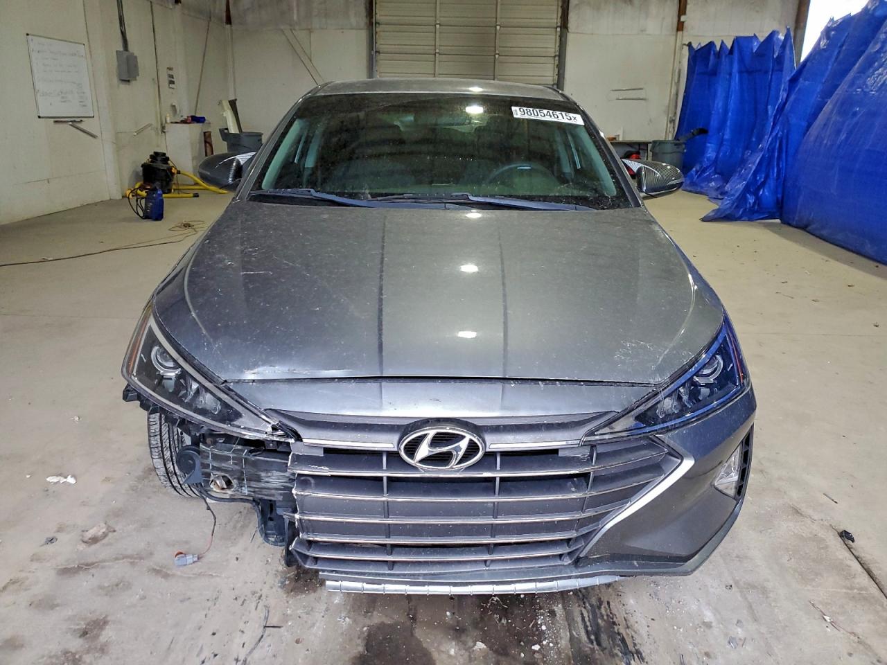 2019 HYUNDAI ELANTRA SE photo 5