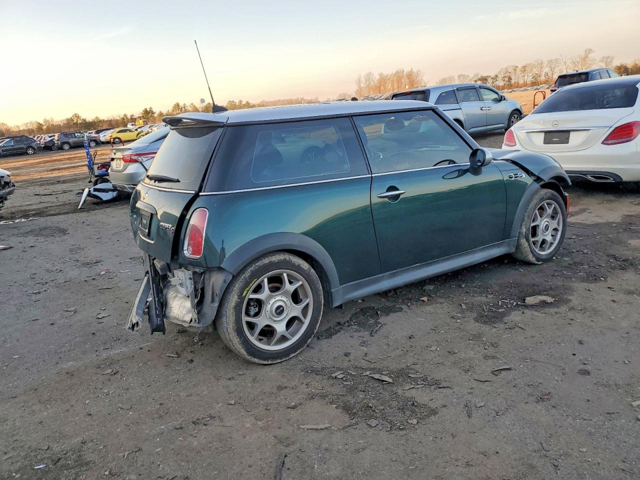 2006 MINI COOPER S photo 3