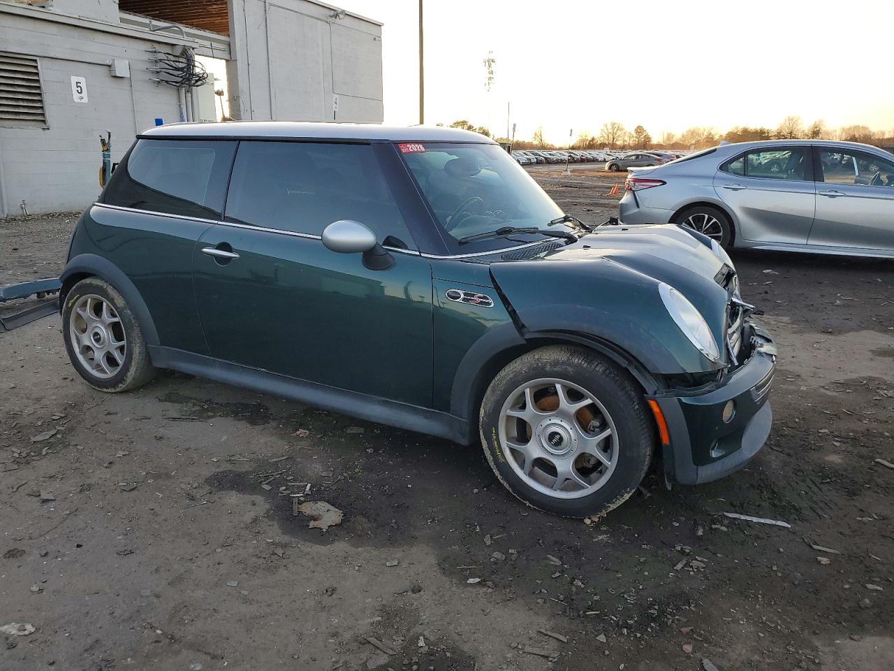 2006 MINI COOPER S photo 4