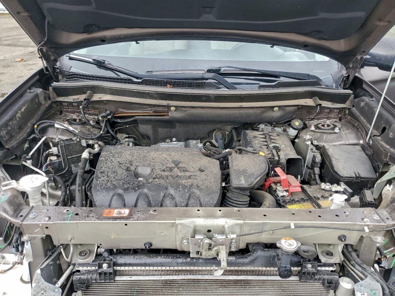 2019 MITSUBISHI OUTLANDER SE photo 23