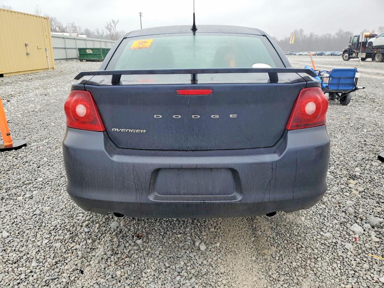 2011 DODGE AVENGER MAINSTREET photo 6