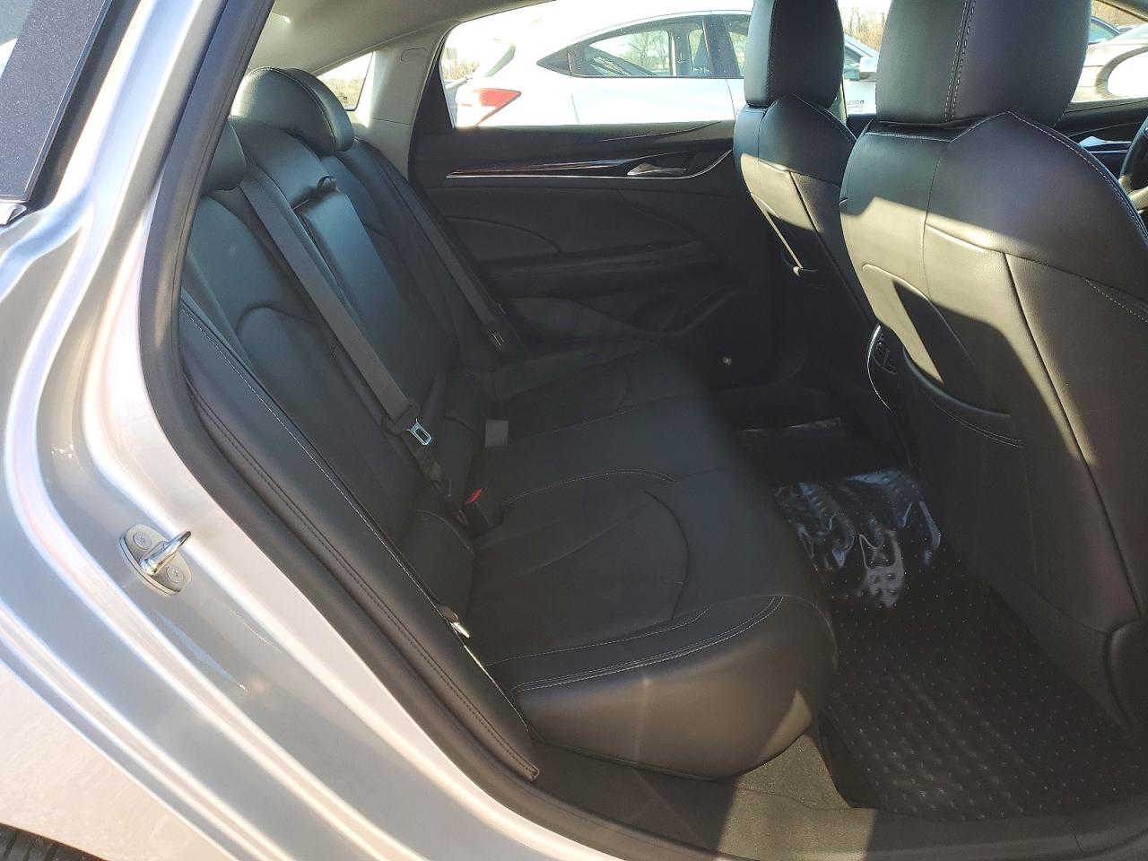 2017 BUICK LACROSSE ESSENCE photo 19