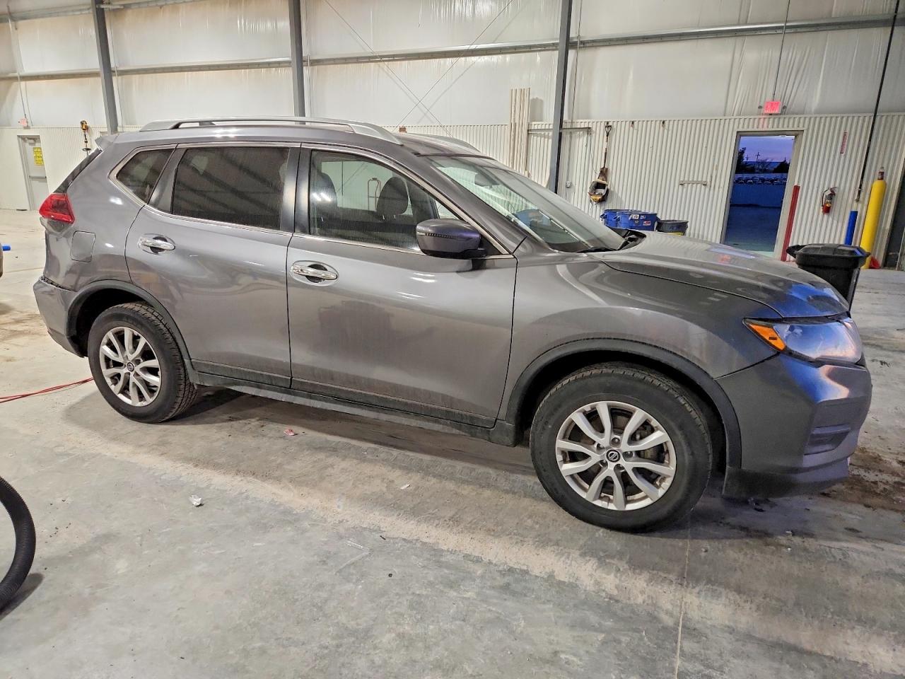 2020 NISSAN ROGUE S photo 4