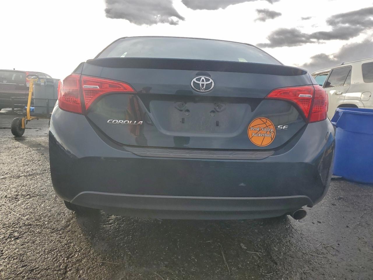 2018 TOYOTA COROLLA L photo 6