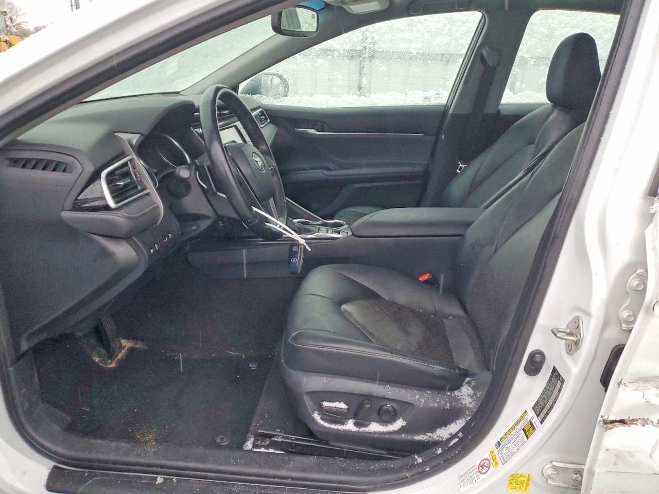 2018 TOYOTA CAMRY XSE photo 7