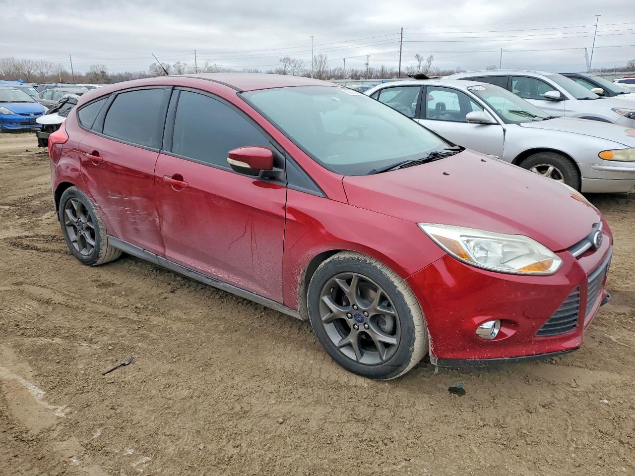 2014 FORD FOCUS SE photo 4