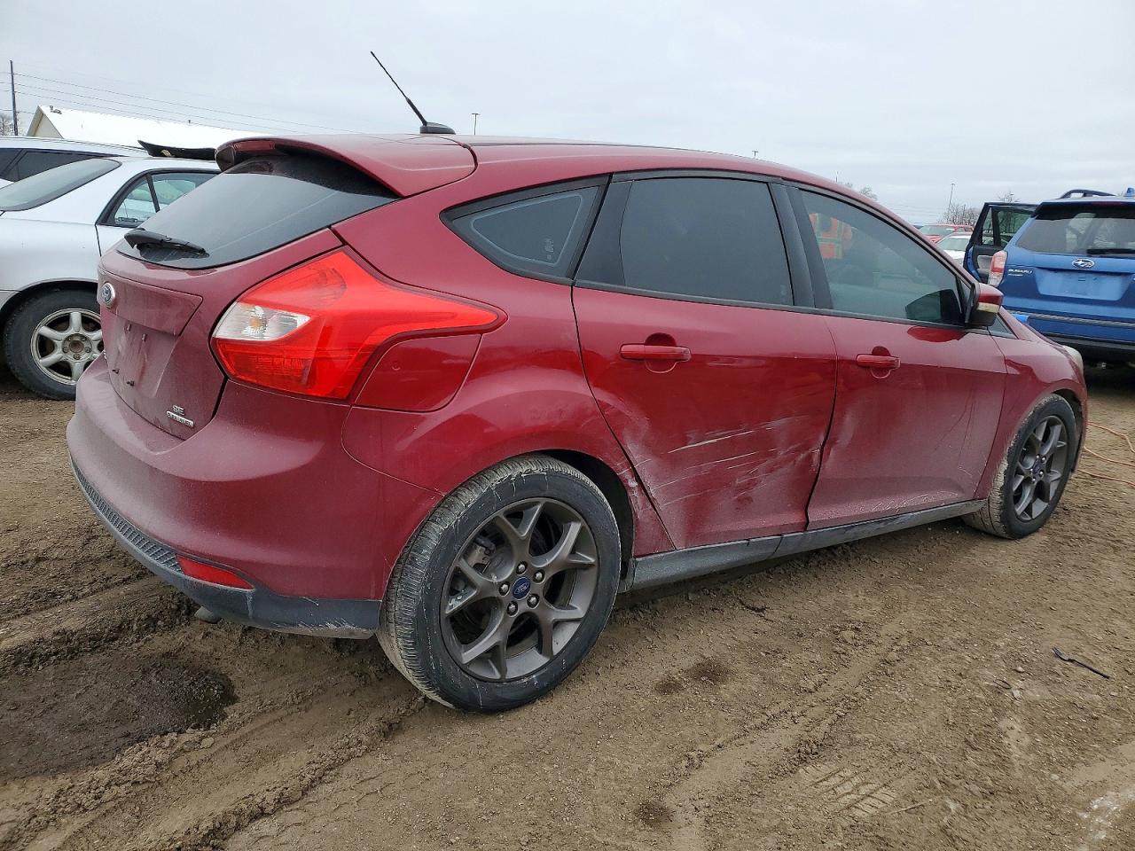 2014 FORD FOCUS SE photo 3