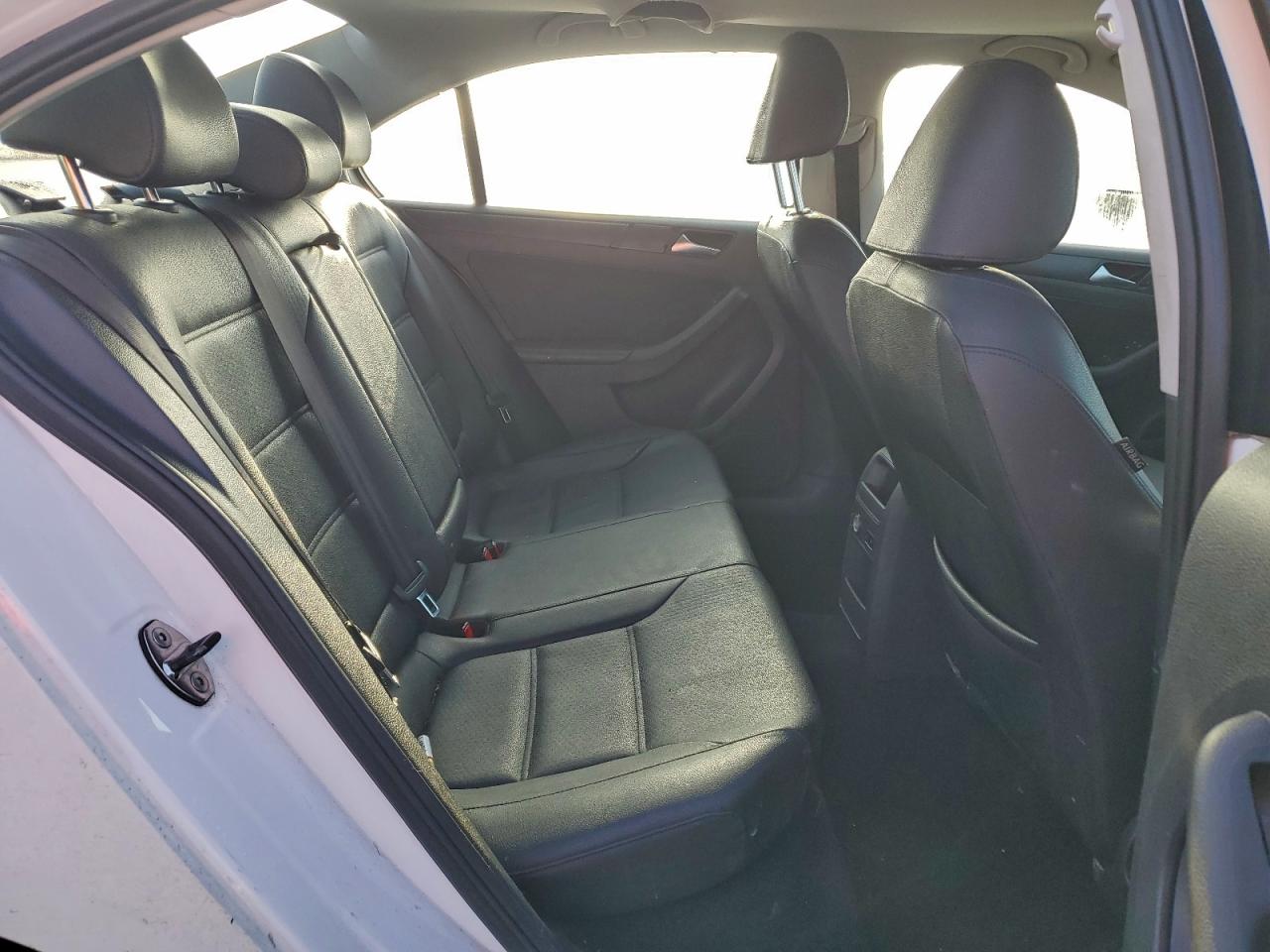 2012 VOLKSWAGEN JETTA SE photo 10