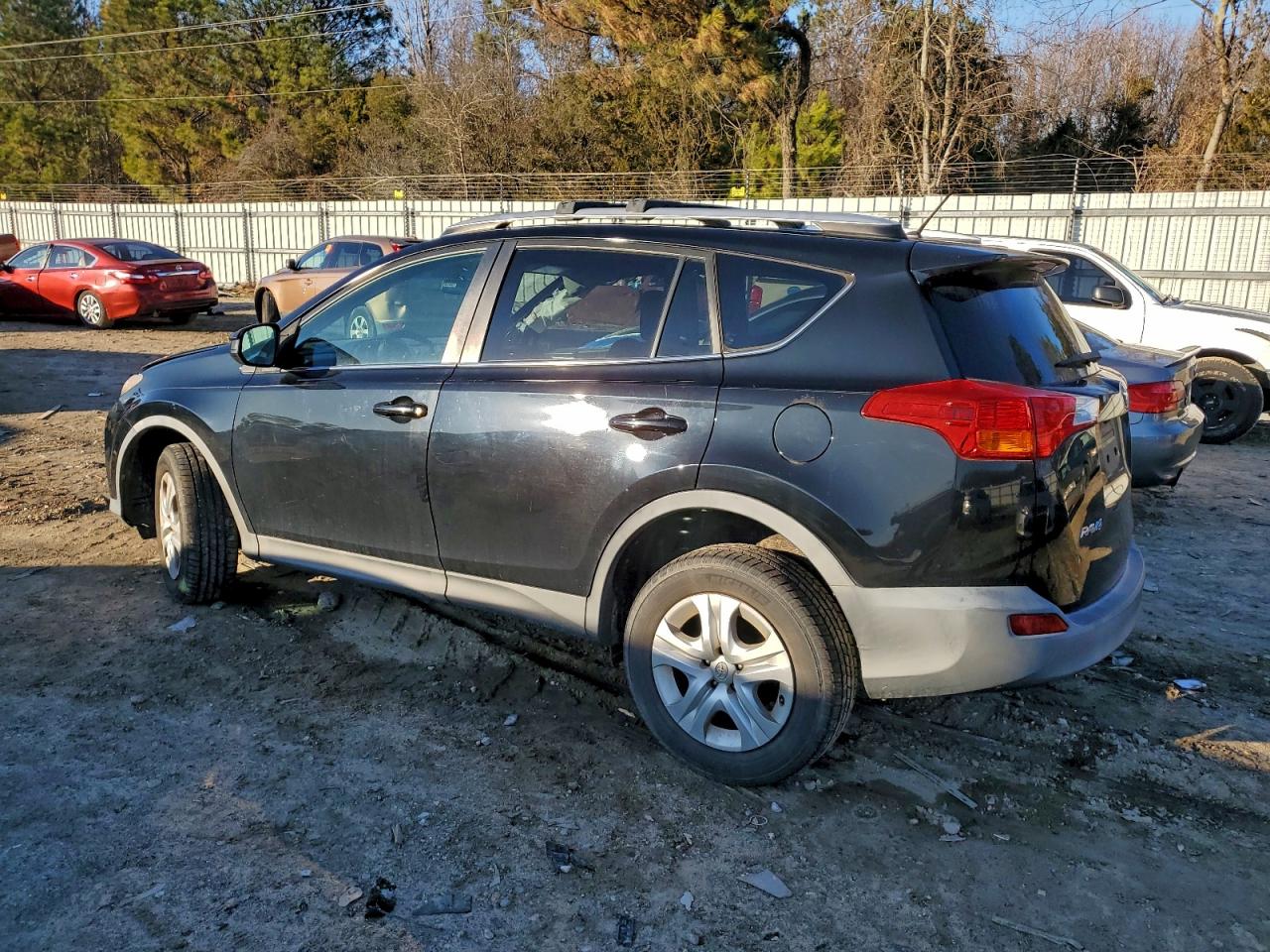 2014 TOYOTA RAV4 LE photo 2