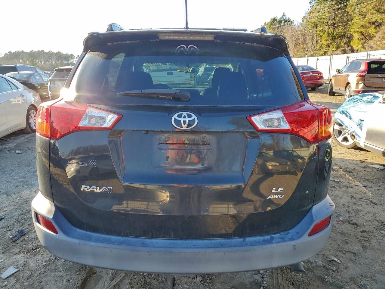 2014 TOYOTA RAV4 LE photo 6