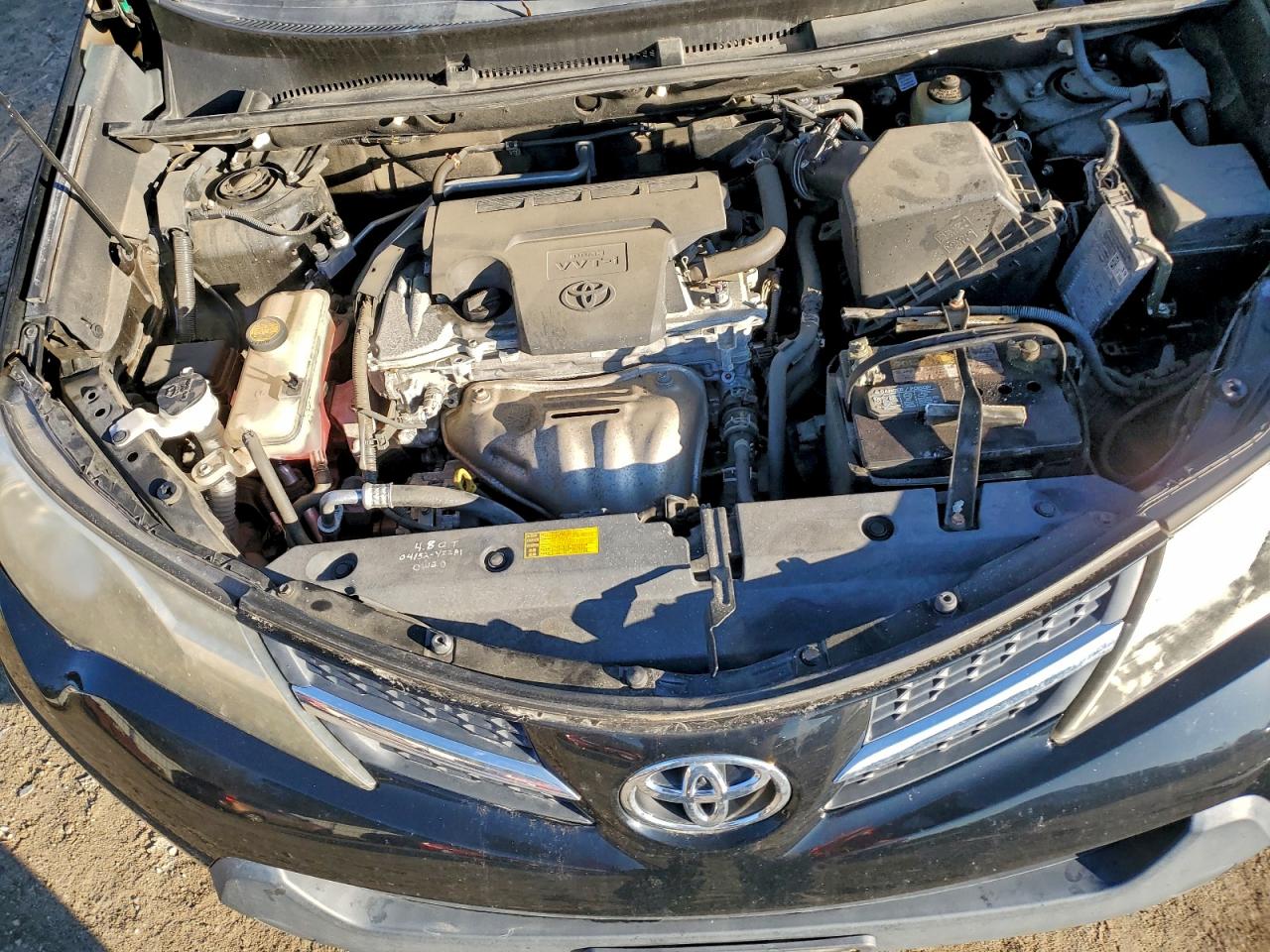 2014 TOYOTA RAV4 LE photo 11