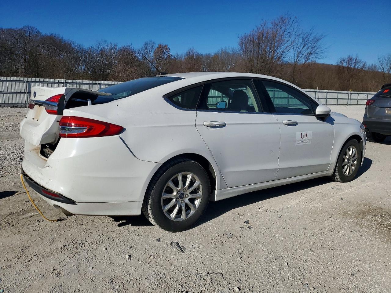2018 FORD FUSION S photo 3