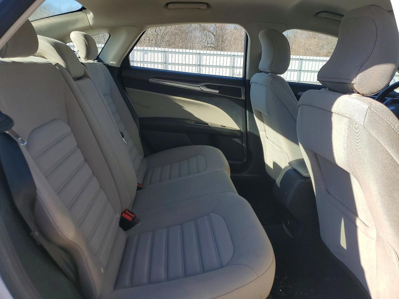 2018 FORD FUSION S photo 10