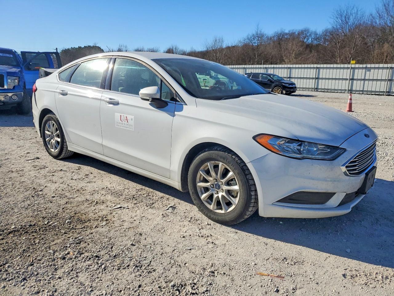 2018 FORD FUSION S photo 4