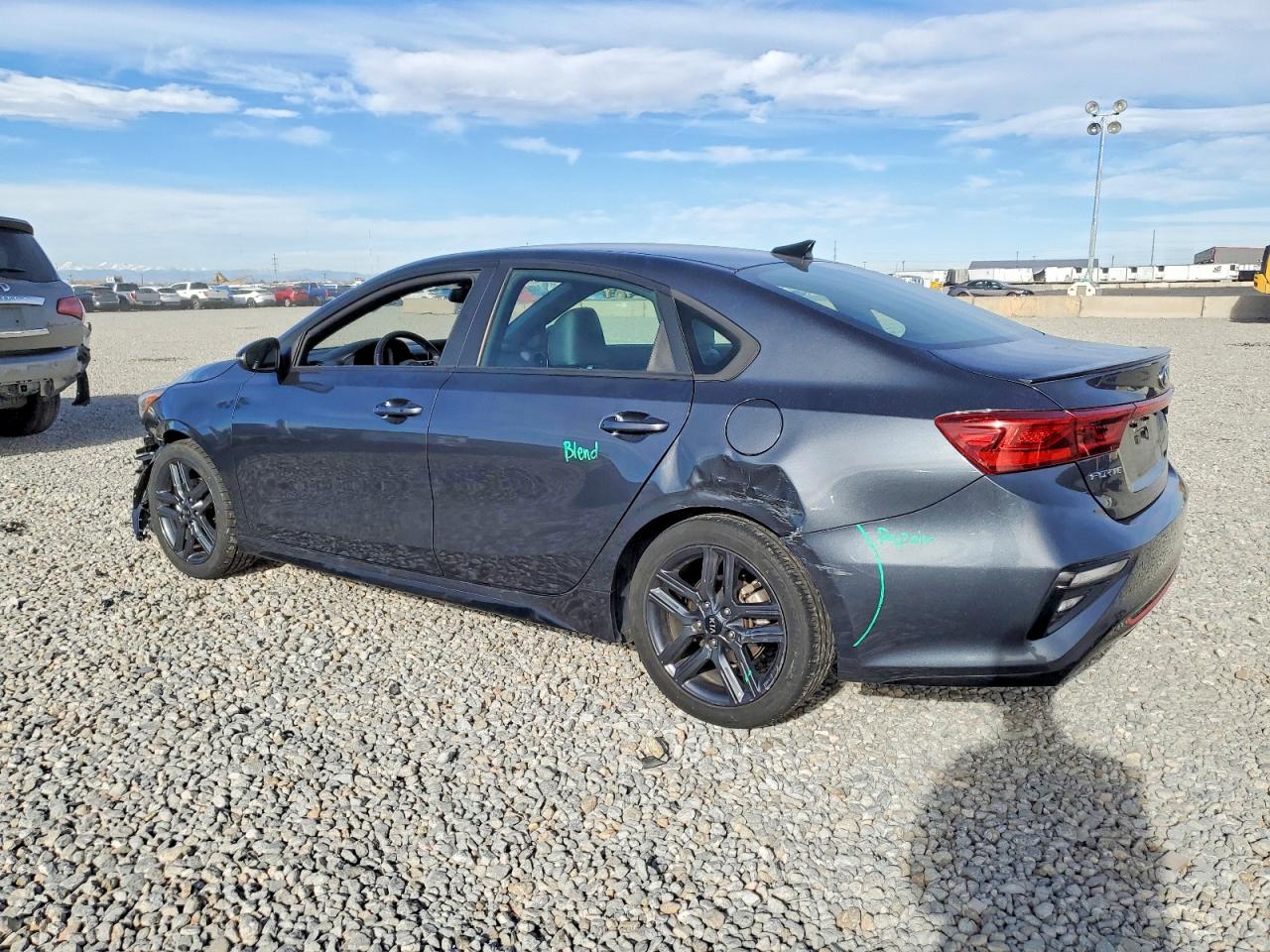 2020 KIA FORTE GT LINE photo 2