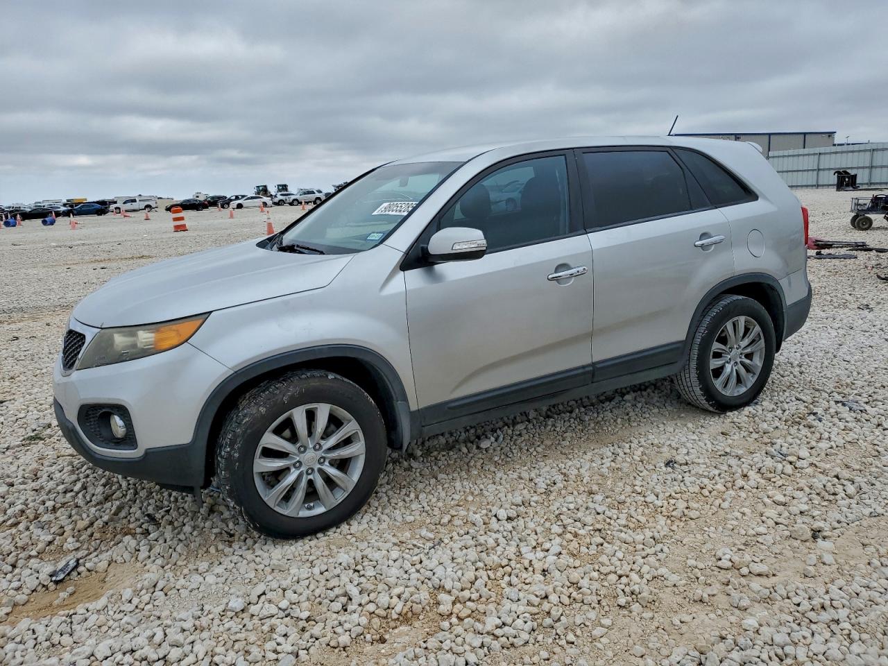 2011 KIA SORENTO