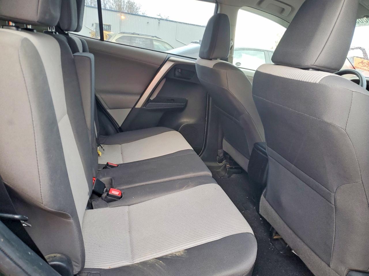 2013 TOYOTA RAV4 LE photo 10