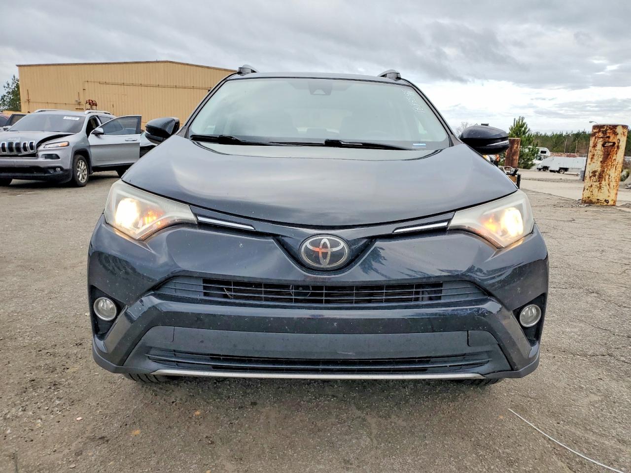 2018 TOYOTA RAV4 ADVENTURE photo 5