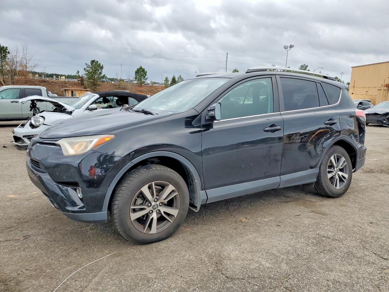 2018 TOYOTA RAV4