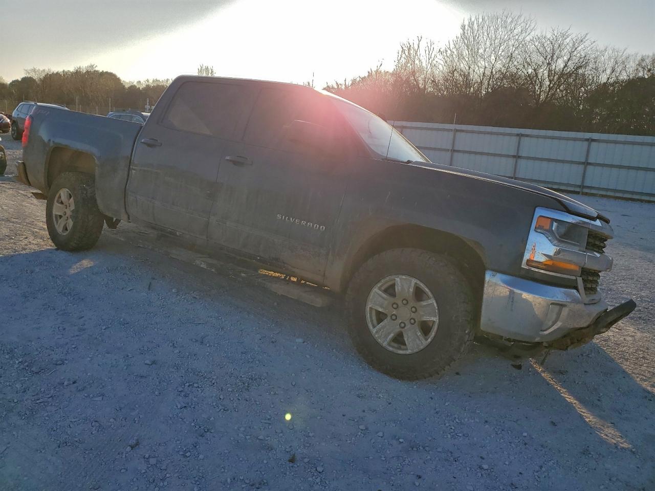 2018 CHEVROLET SILVERADO K1500 LT photo 4