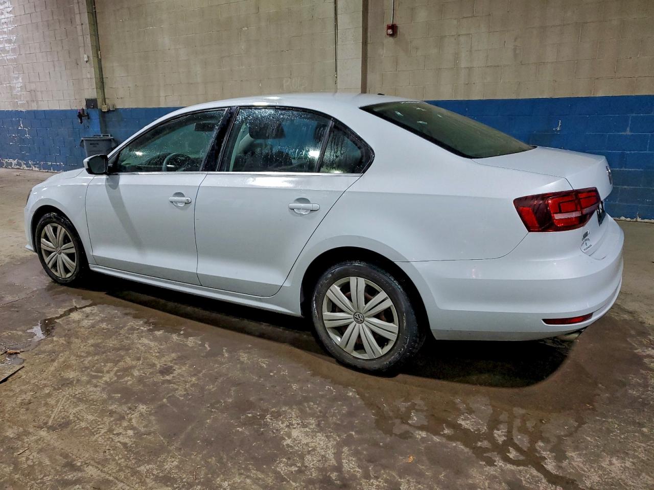 2017 VOLKSWAGEN JETTA S photo 2