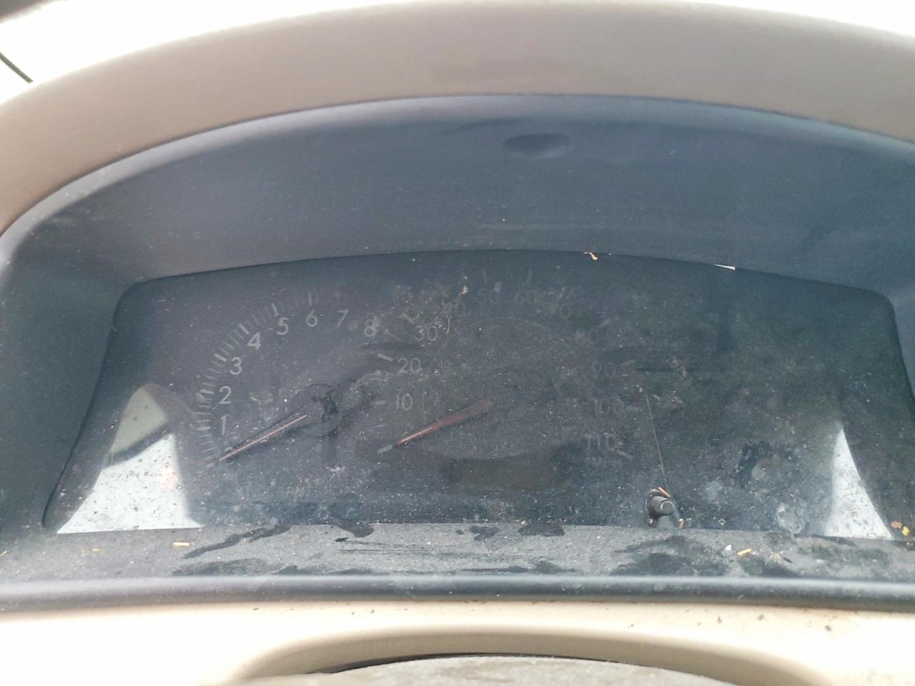 2005 TOYOTA COROLLA CE photo 9