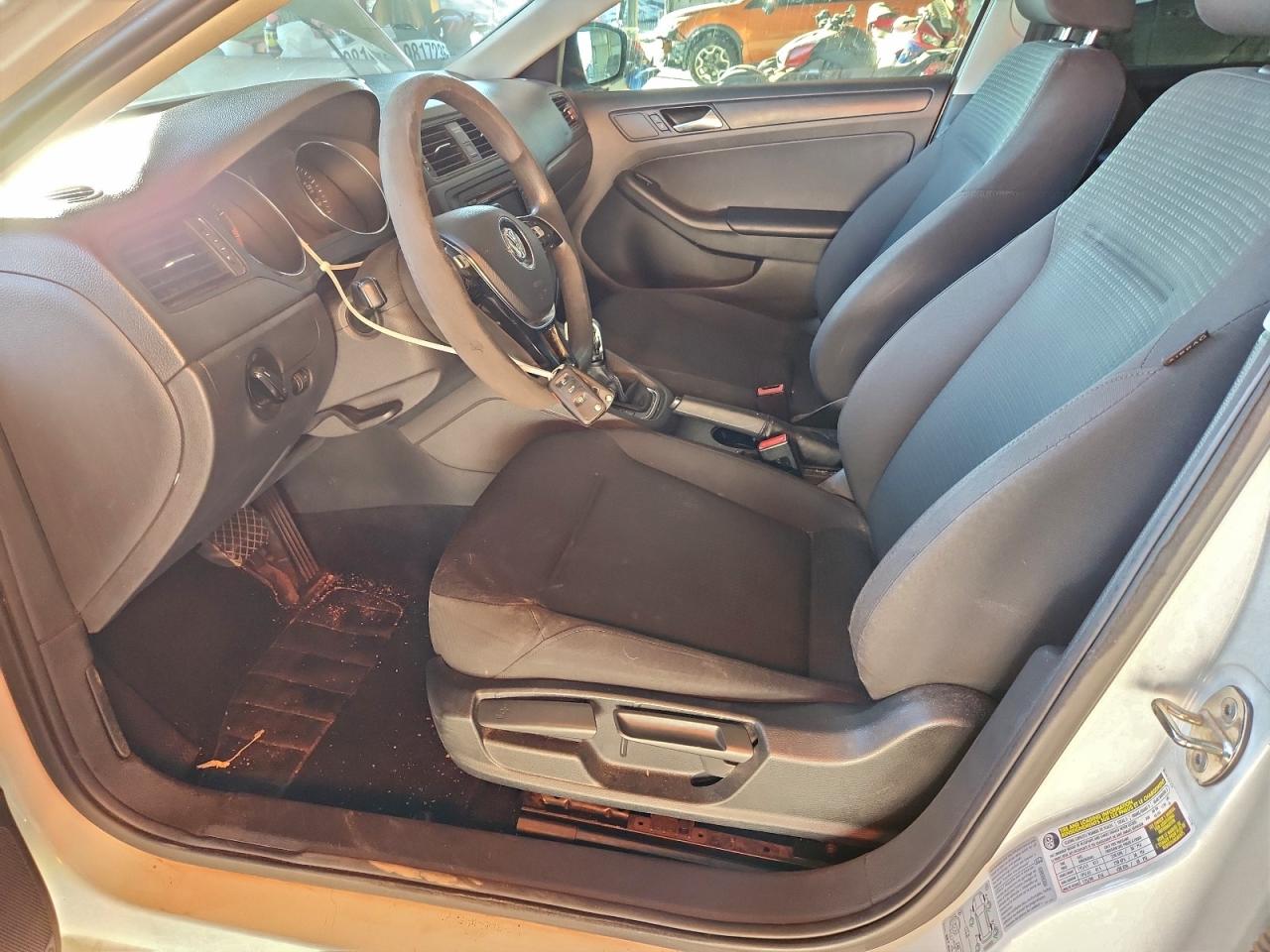 2015 VOLKSWAGEN JETTA BASE photo 7