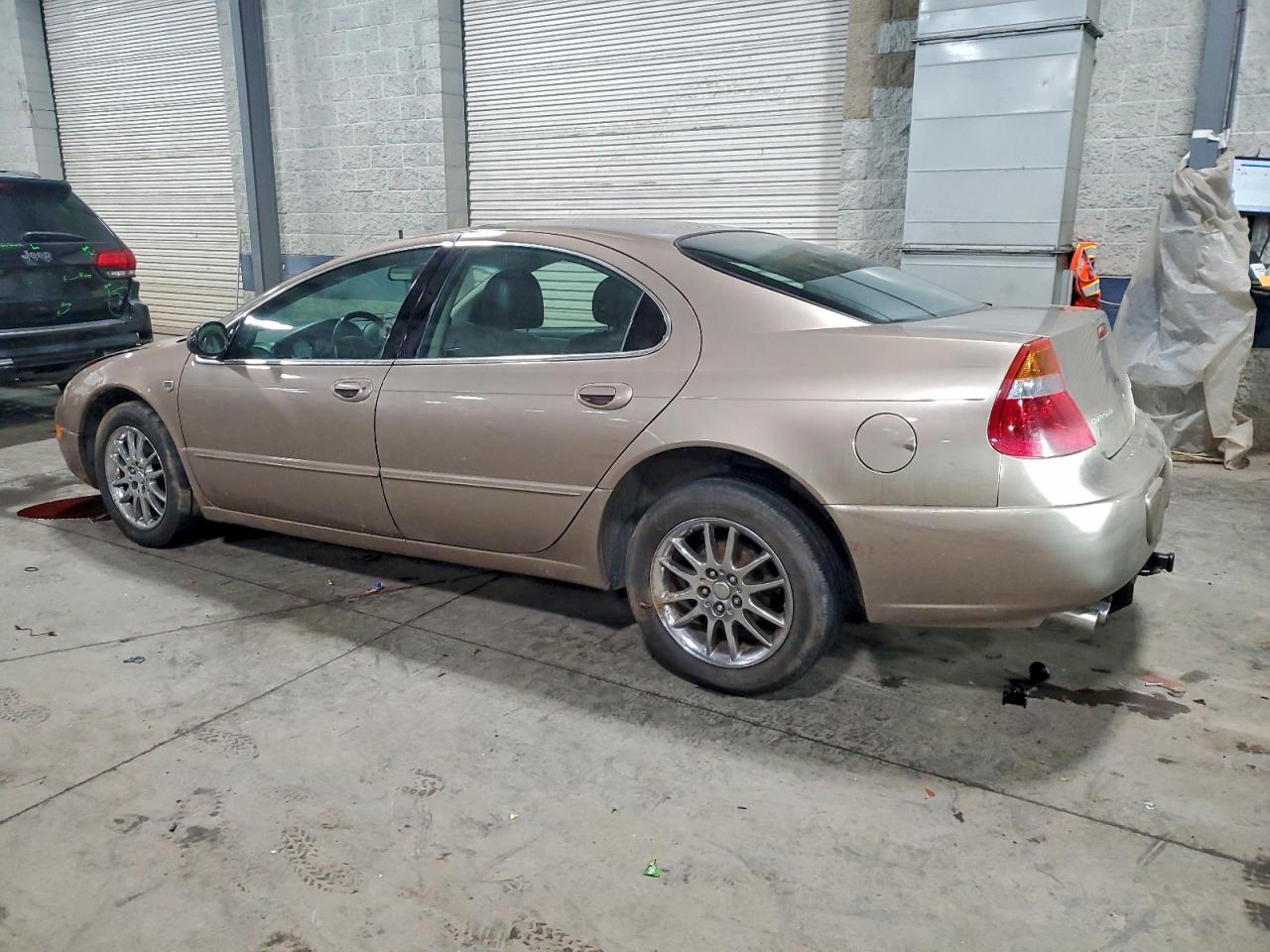 2002 CHRYSLER 300M photo 2