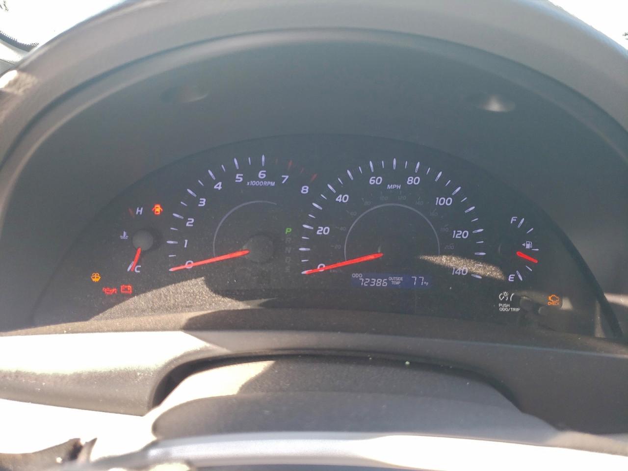 2011 TOYOTA CAMRY BASE photo 17