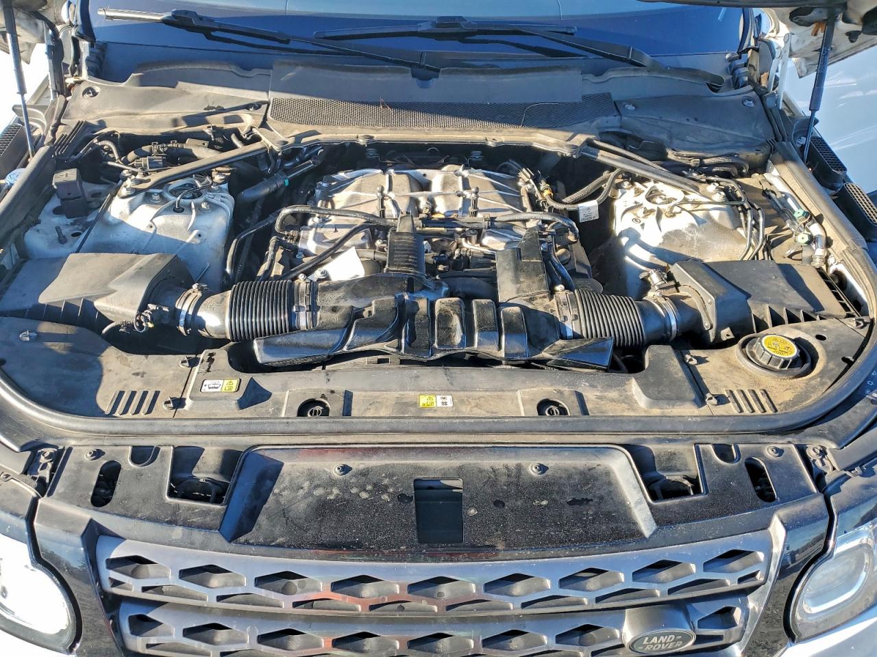 2017 LAND ROVER RANGE ROVER SPORT SE photo 23