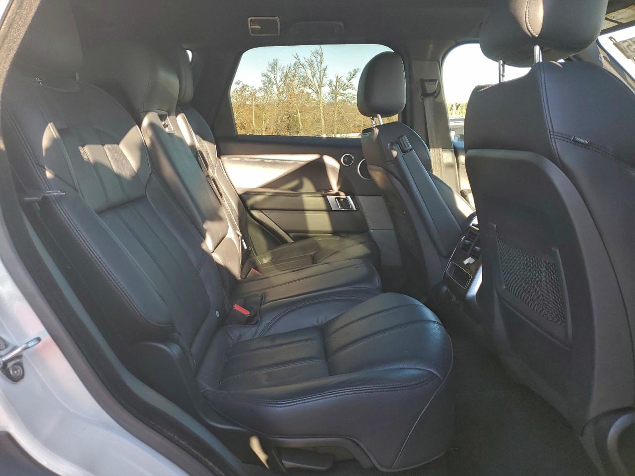 2017 LAND ROVER RANGE ROVER SPORT SE photo 21