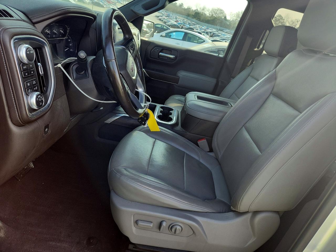 2020 GMC SIERRA K1500 SLT photo 7