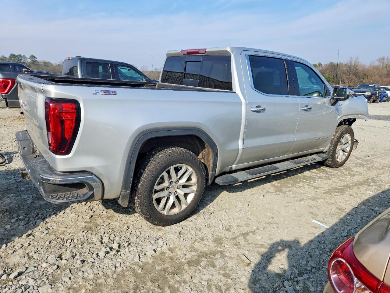 2020 GMC SIERRA K1500 SLT photo 3