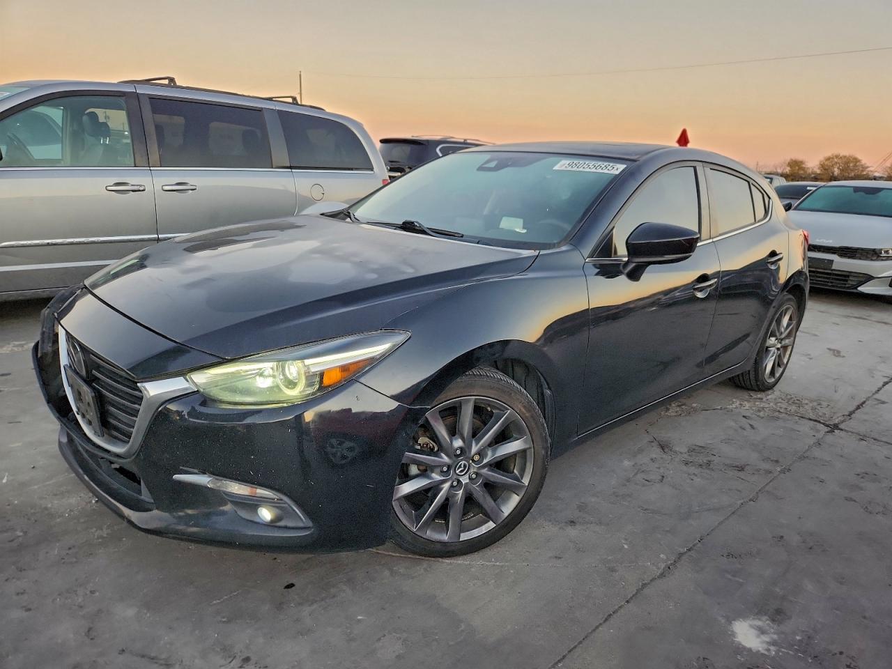 2018 MAZDA 3