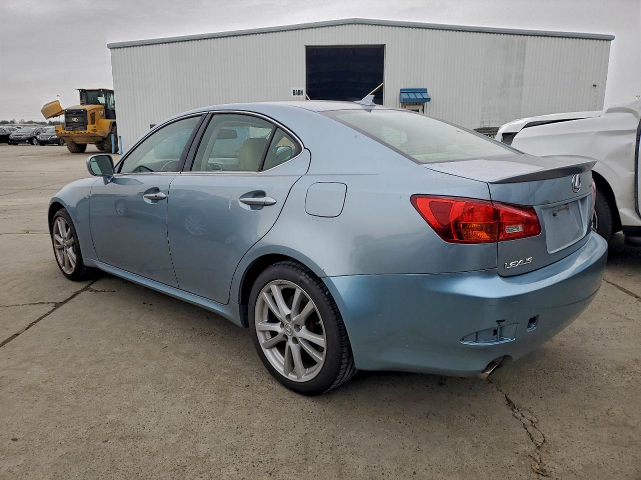 2007 LEXUS IS 350 photo 2