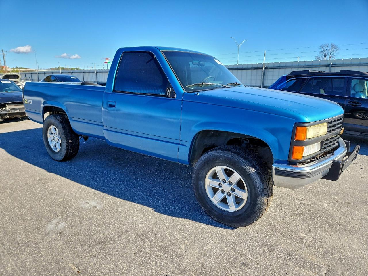 1991 CHEVROLET GMT-400 K1500 photo 4