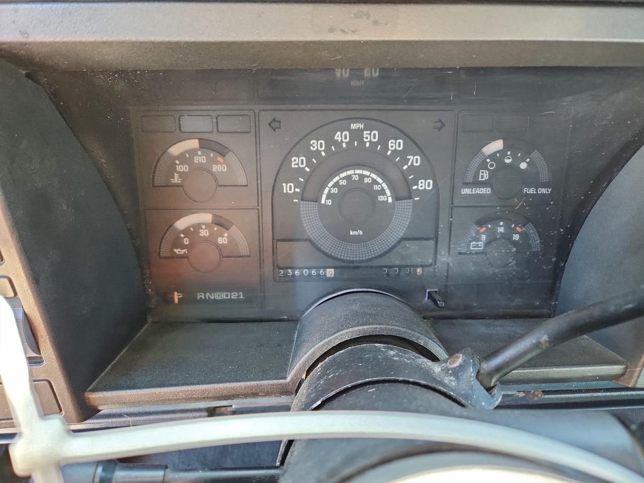 1991 CHEVROLET GMT-400 K1500 photo 9