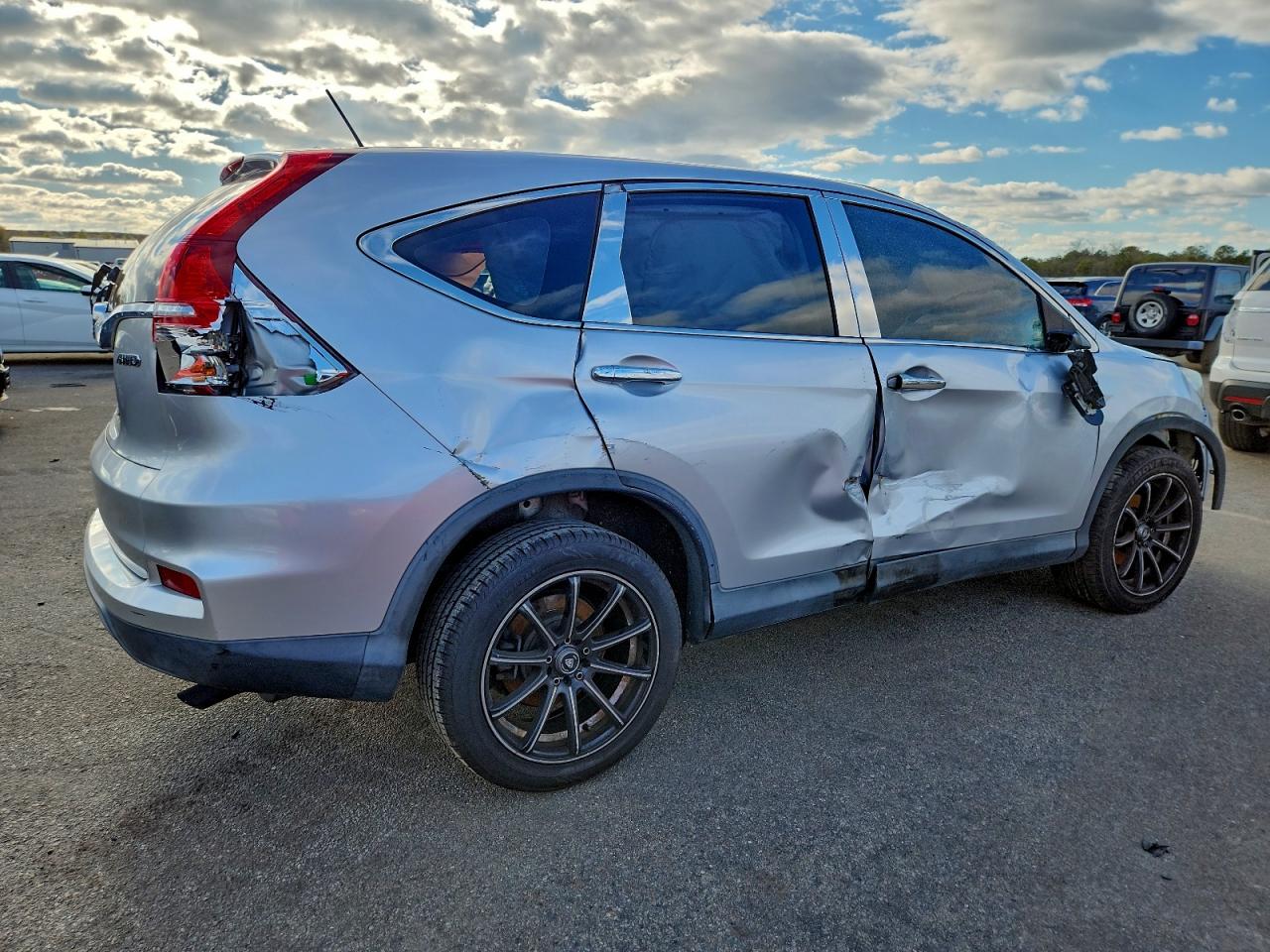 2016 HONDA CR-V LX photo 3