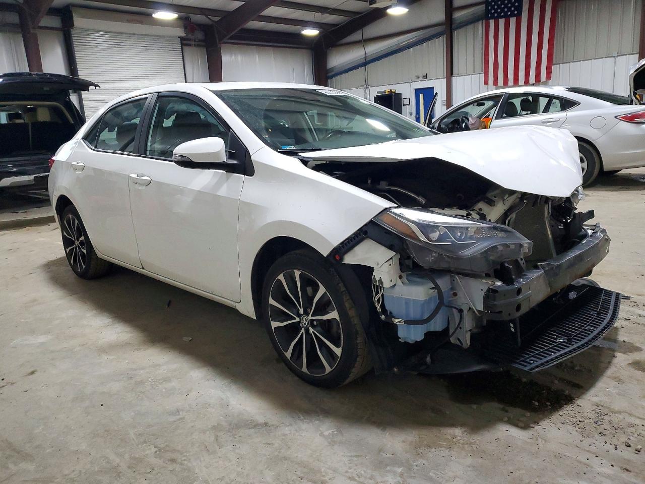 2017 TOYOTA COROLLA L photo 4