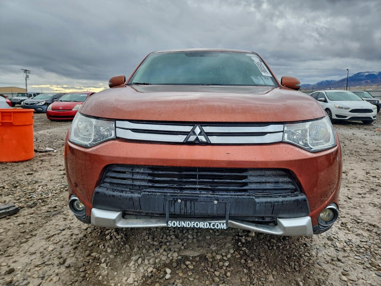 2015 MITSUBISHI OUTLANDER SE photo 5
