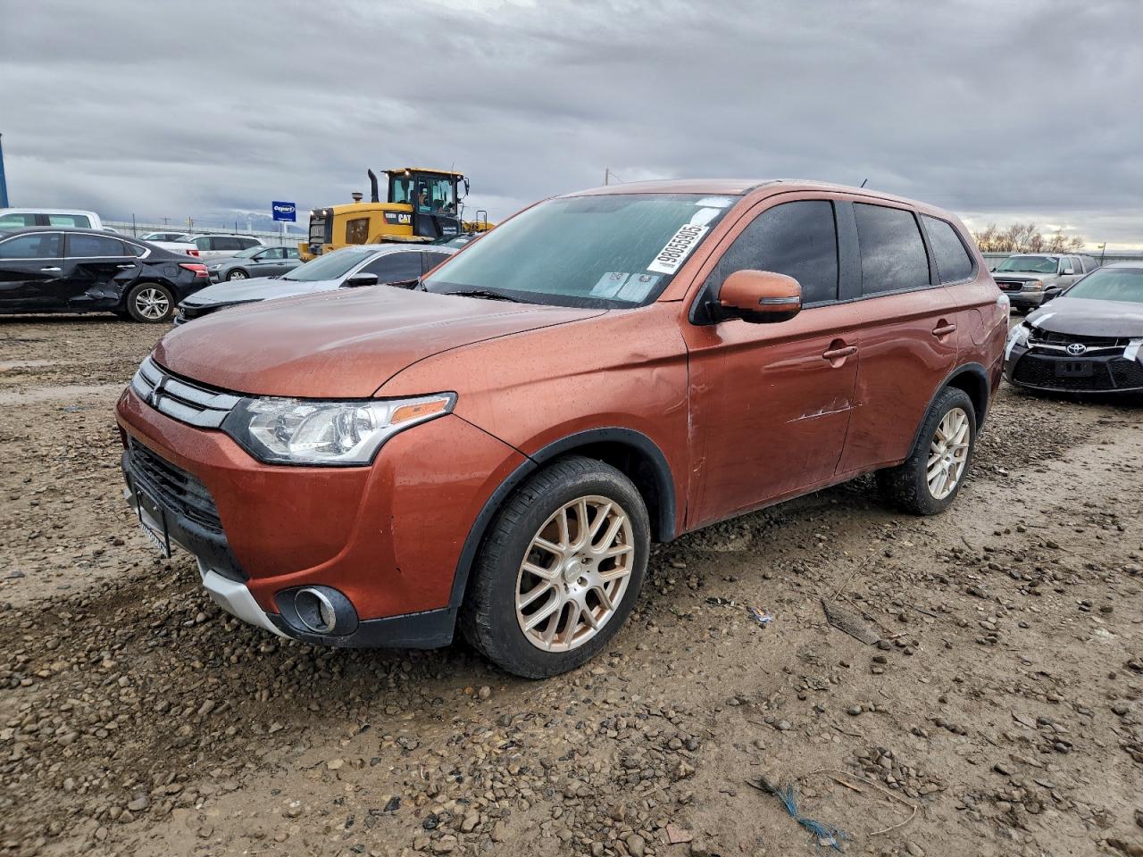 2015 MITSUBISHI OUTLANDER