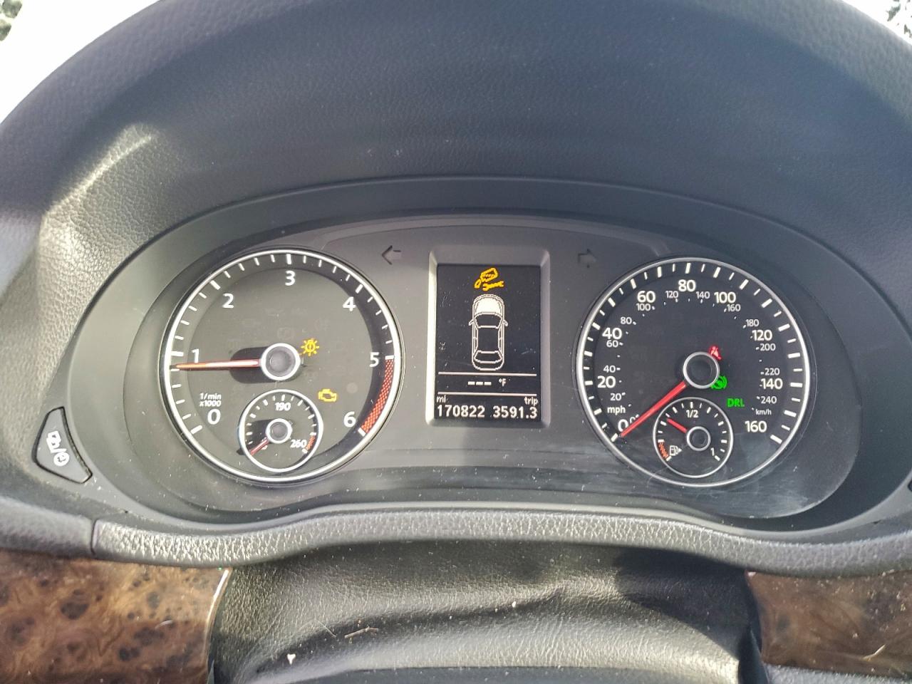 2014 VOLKSWAGEN PASSAT SEL photo 17