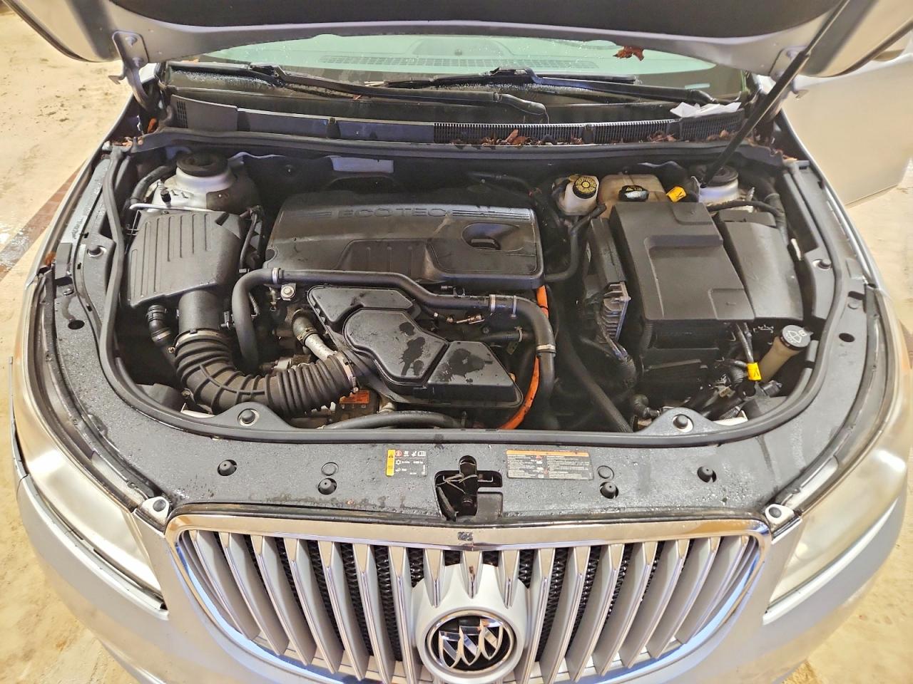 2012 BUICK LACROSSE photo 11