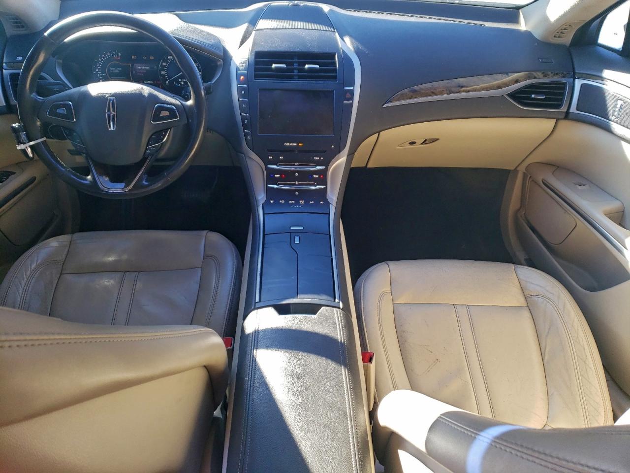 2016 LINCOLN MKZ photo 8