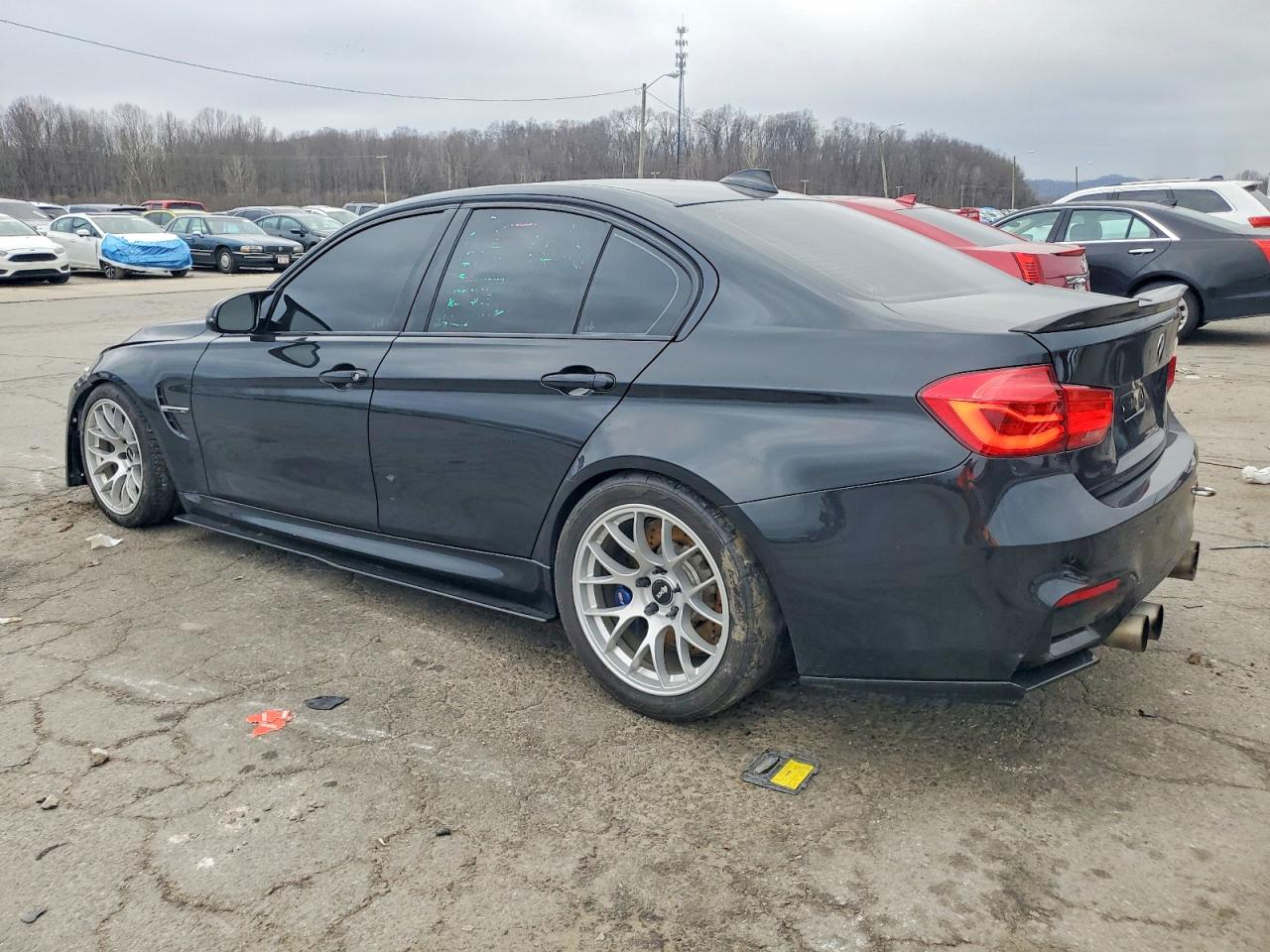 2015 BMW M3 photo 2
