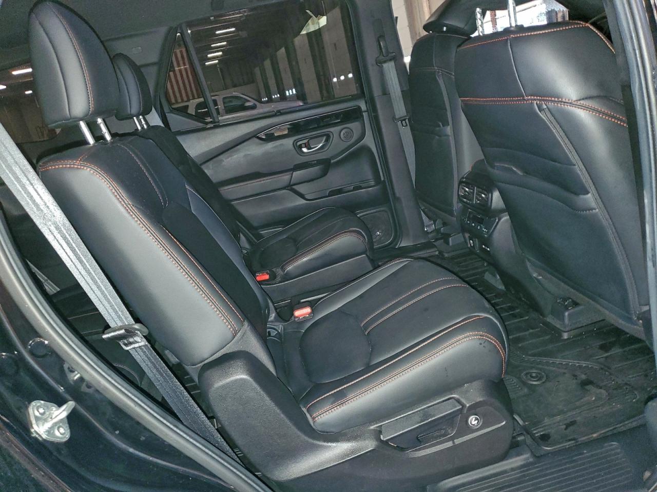 2025 HONDA PILOT TRAILSPORT photo 11