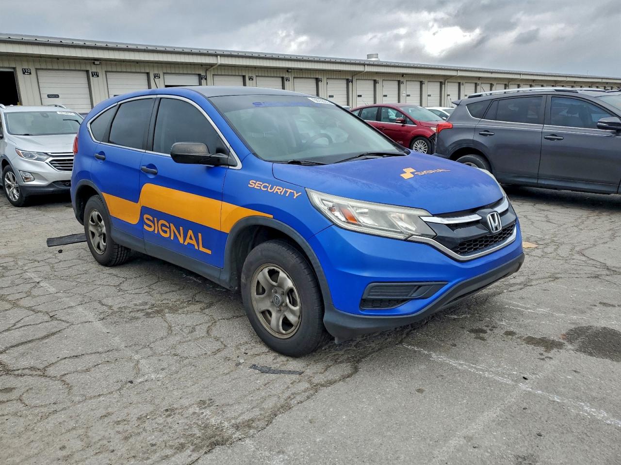 2015 HONDA CR-V LX photo 4