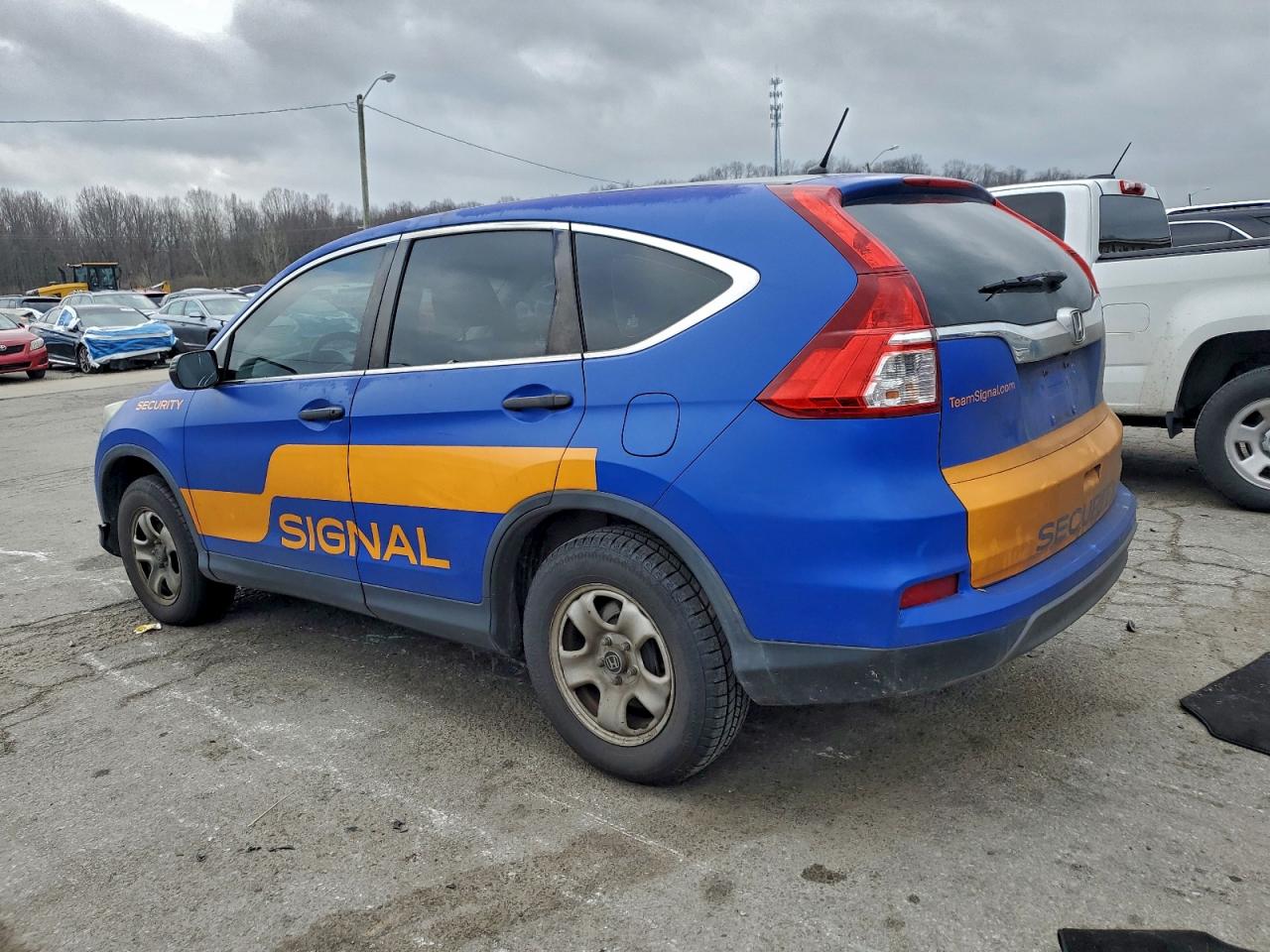 2015 HONDA CR-V LX photo 2