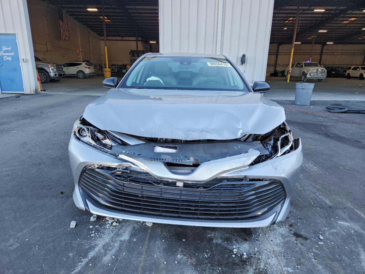 2019 TOYOTA CAMRY L photo 5
